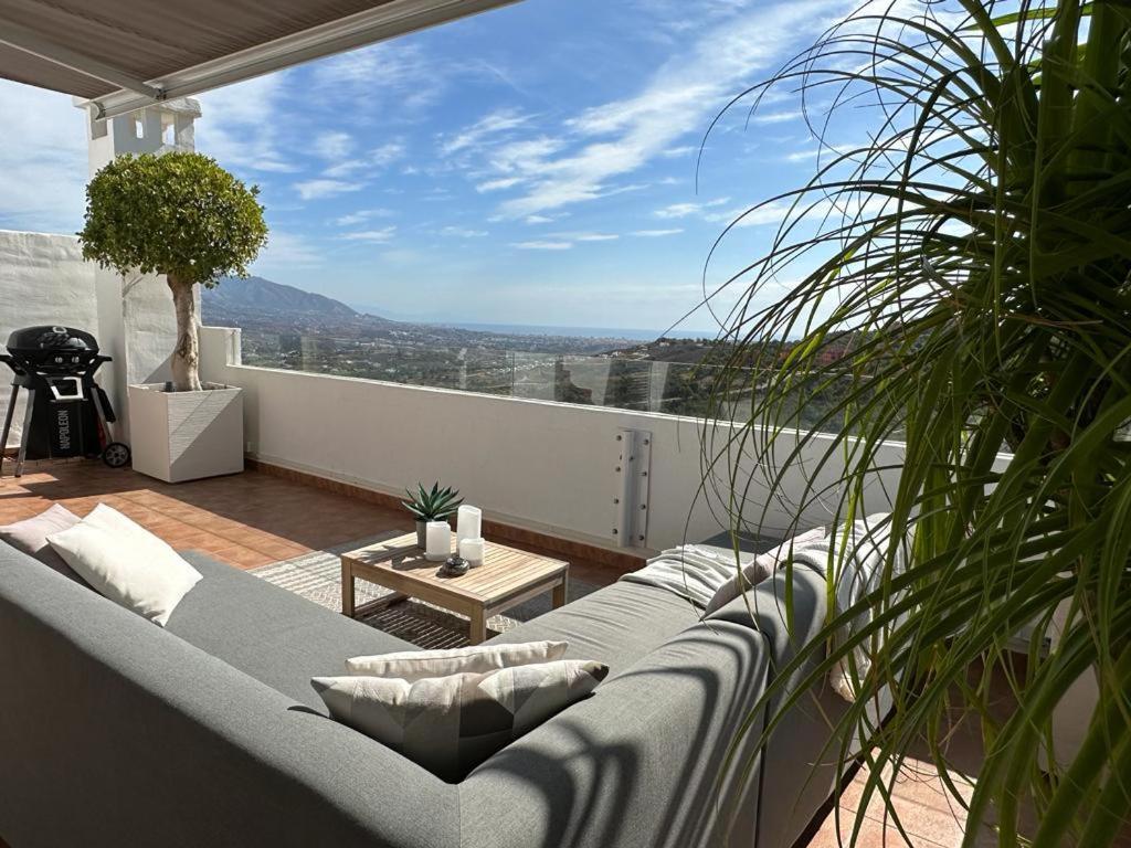 Ferienwohnung Penthouse Mit Privatem Jacuzzi In Marbella - La Mairena Ojén Exterior foto